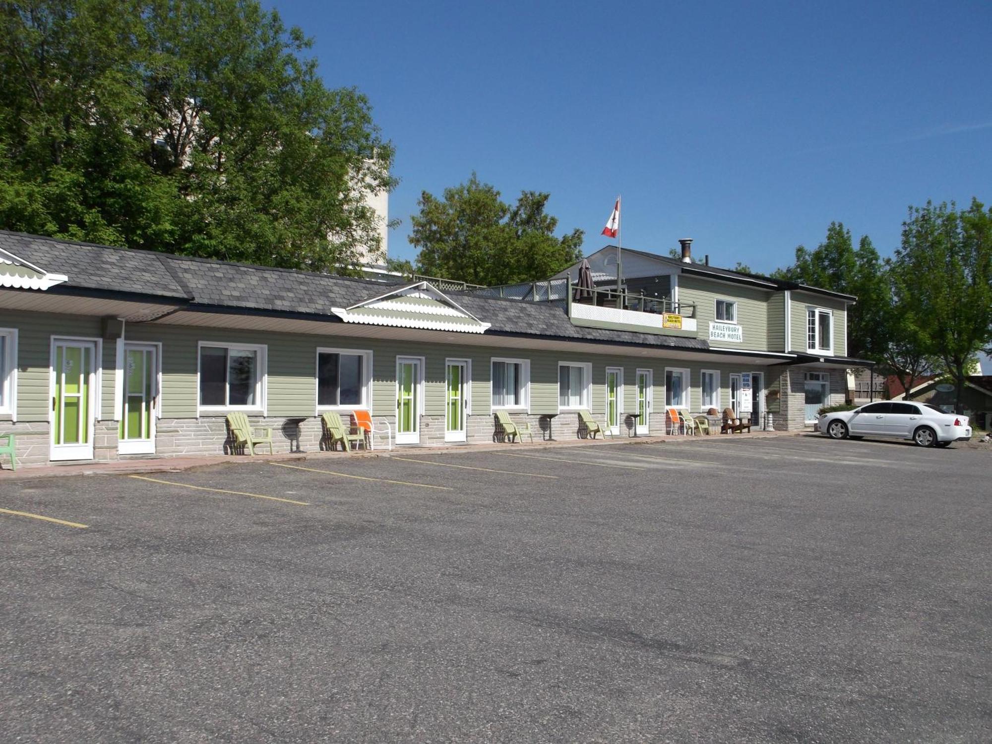Haileybury Beach Motel Exterior photo